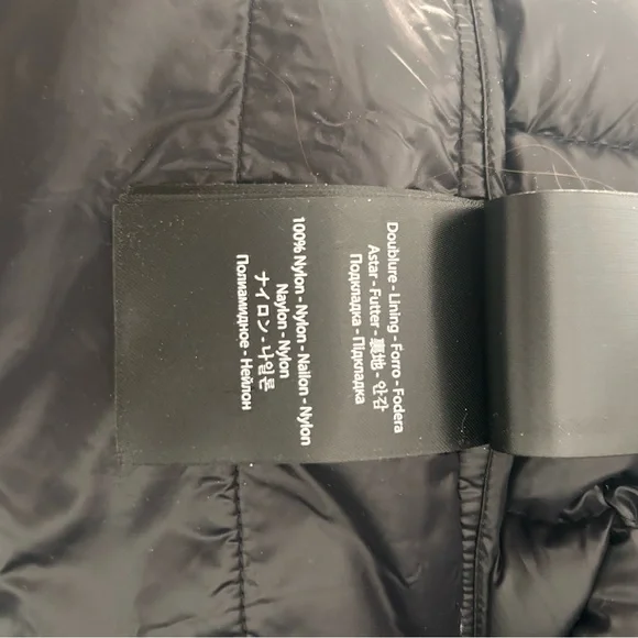 Mackage Allegra knee length Black Quilted Women's Coat - Picture 9 of 10